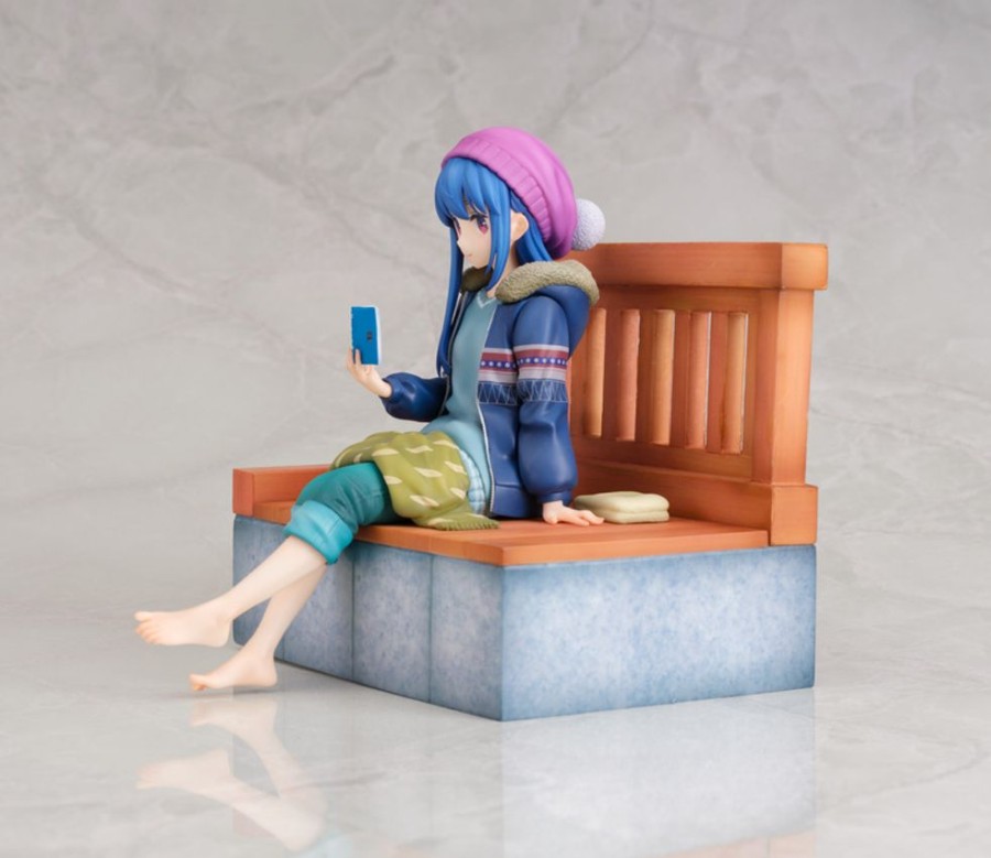 Figures AmiAmi | Yurucamp Shima Rin Foot Bath Ver. 1/7 Scale Figure